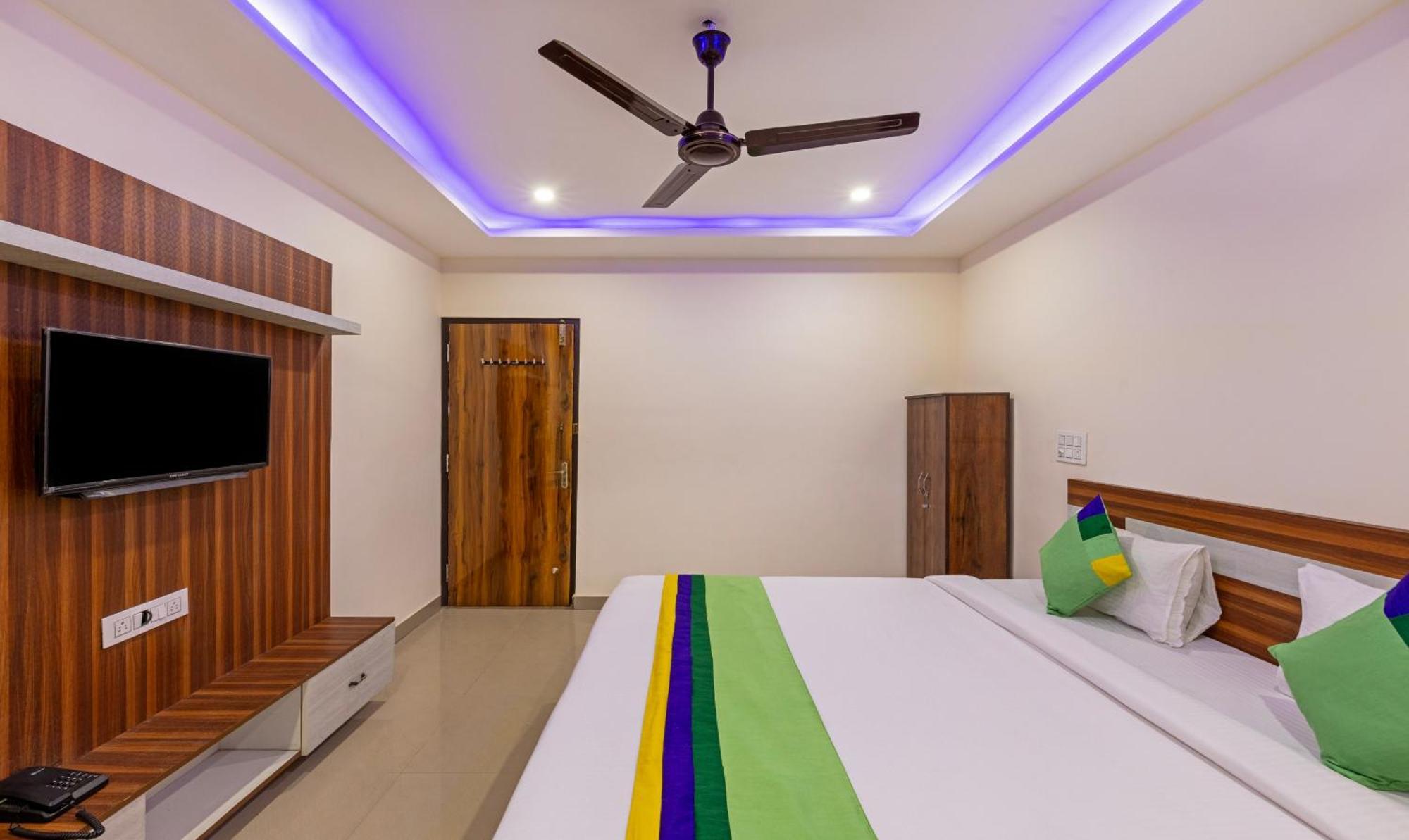 Treebo Nandi Comforts, Peenya Bangalore Eksteriør bilde